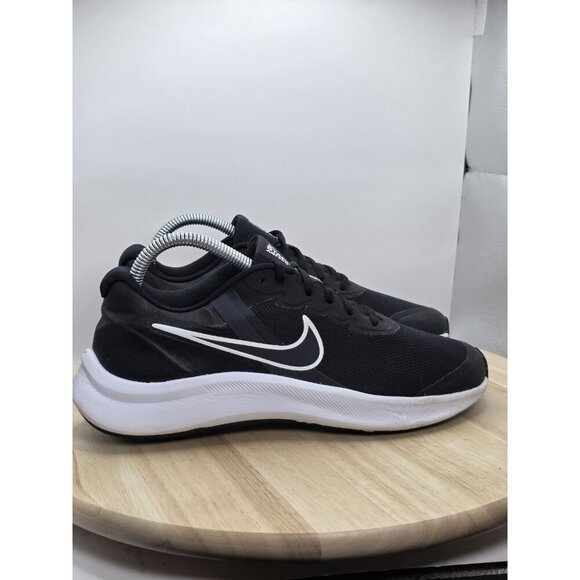 Nike Star Runner 3 Black White Running Shoes Sneakers DA2776-003 Womens 7.5/GS 6 - Picture 3 of 9